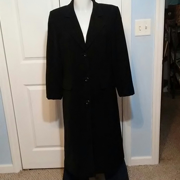 Portrait Jackets & Blazers - Vintage Black PORTRAIT Long Coat Size 10P